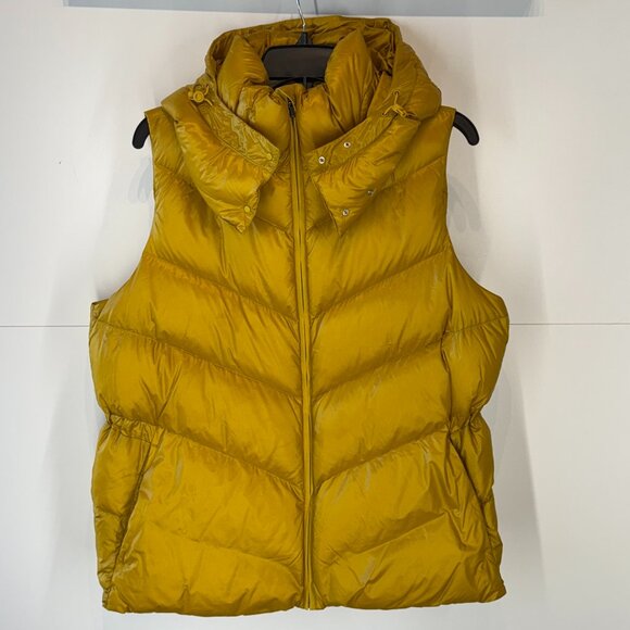 Athleta Lofty Down Vest in Earthen Ochre - Picture 4 of 8